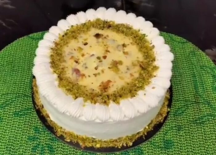 Kulfi cake